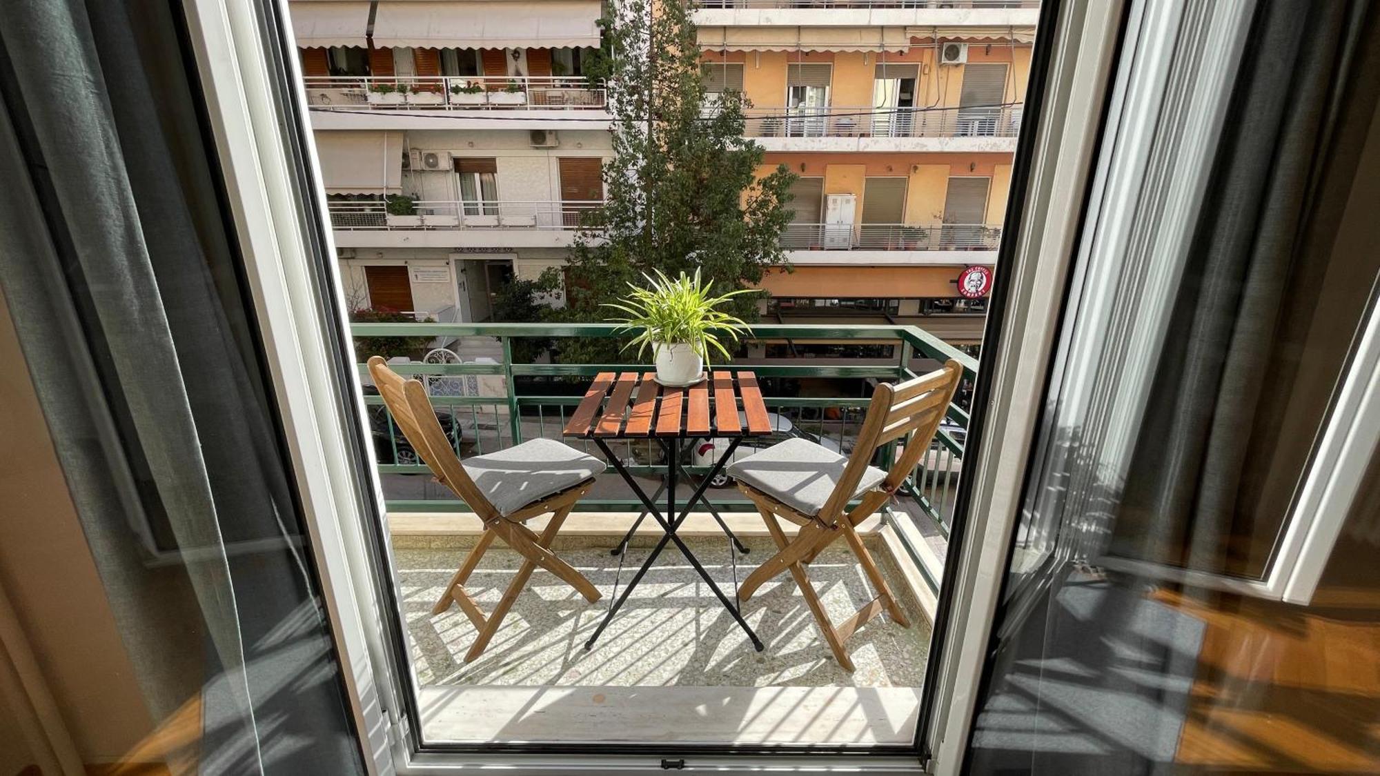 4 Newly Renovated Charming Apartments Steps From Panormou Metro Station Atena Cameră foto